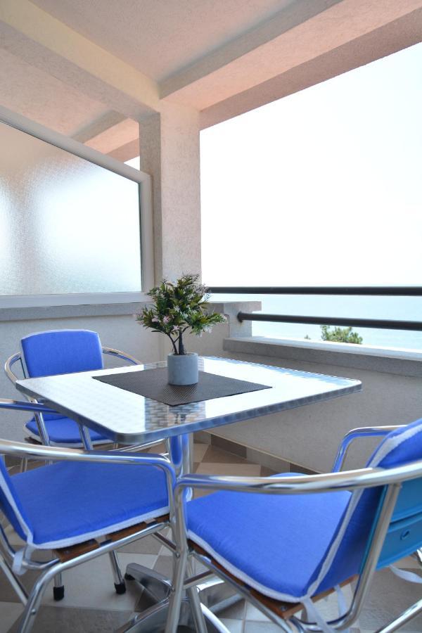 Apartments Durovic Petrovac Екстер'єр фото